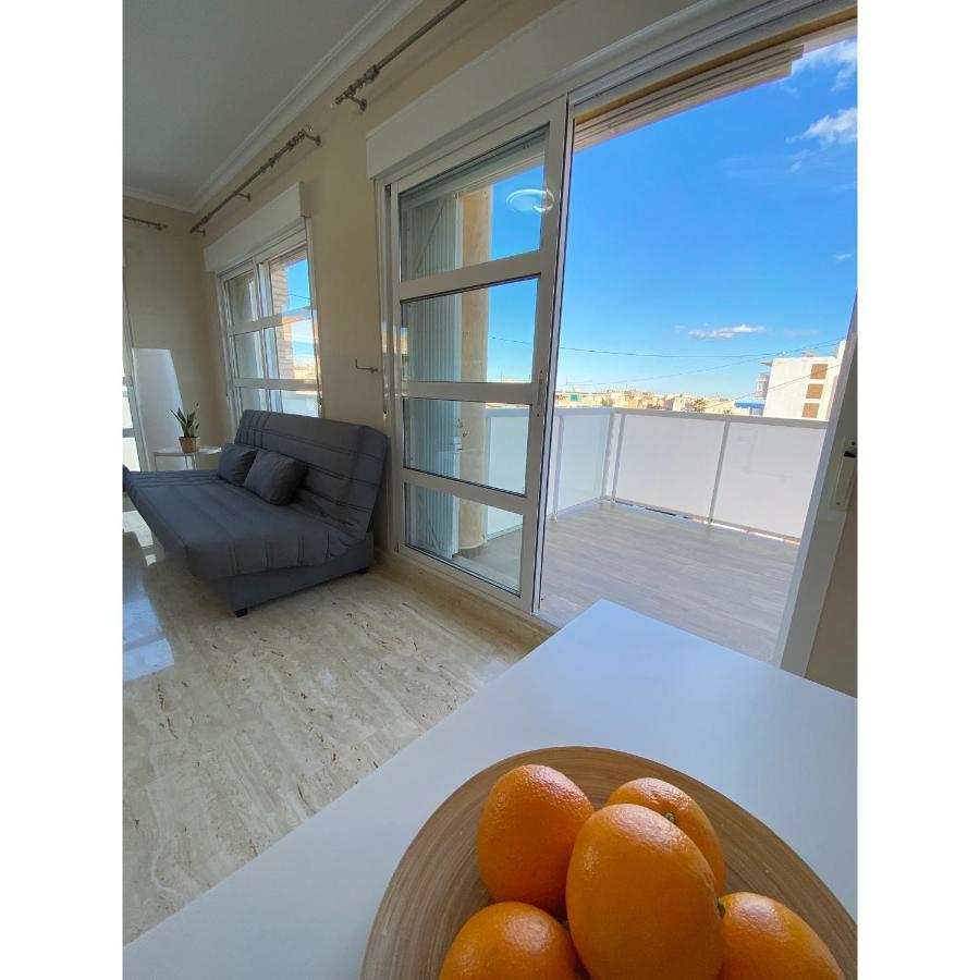 Modern Flat Close To Apartament